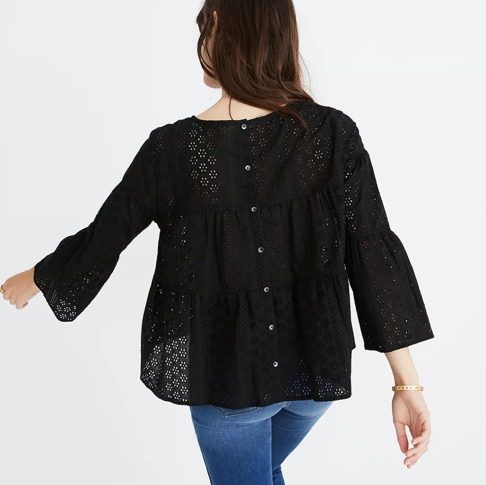 Madewell Eyelet tiered button back top - Picture 2 of 12